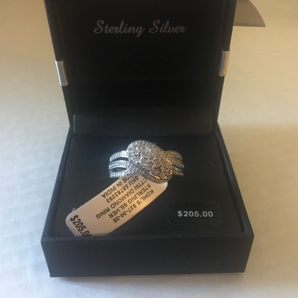 Diamond ring - Picture 2 of 5